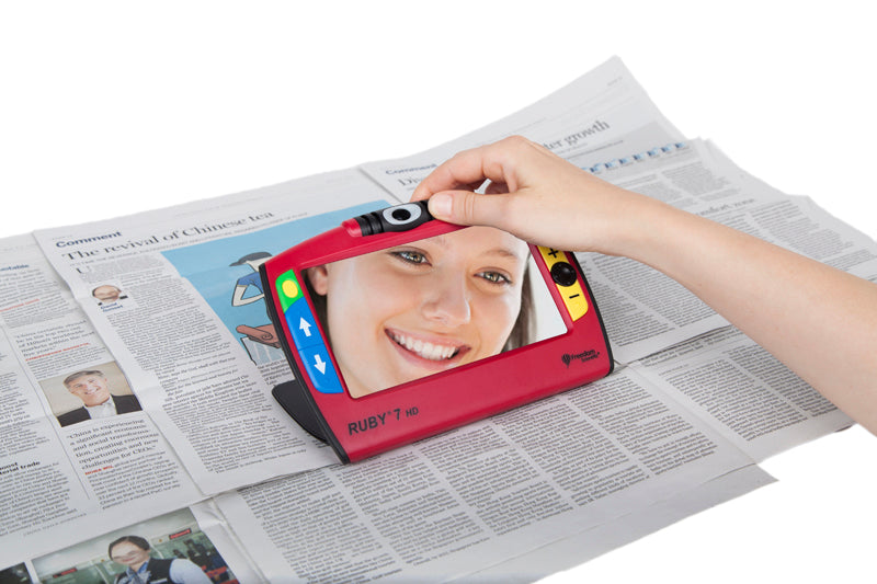 Ruby 7 HD Red Handheld Video Magnifier SP – CNIB SMARTLIFE